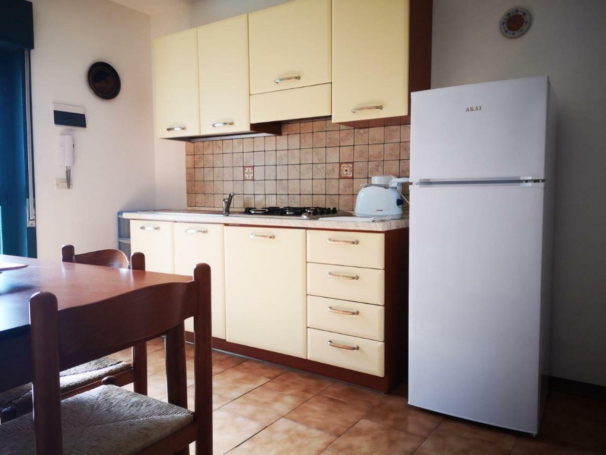 Nino'S Apartments Джардини-Наксос Экстерьер фото